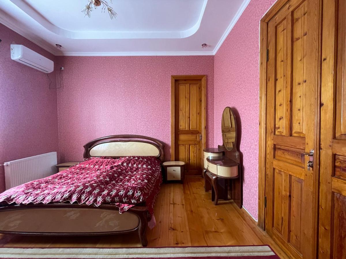 Bed and Breakfast Zaali'S Wine Cellar Vani Exterior foto
